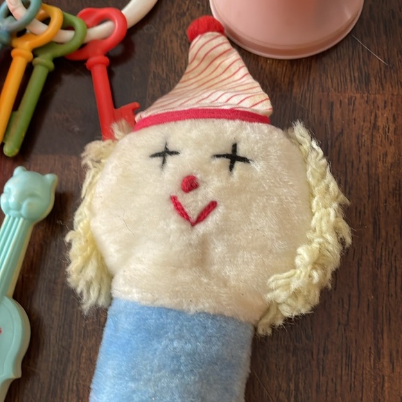 Vintage 70s/80s babies toys. Bells,raddles,keys,ect… - Picture 2 of 10
